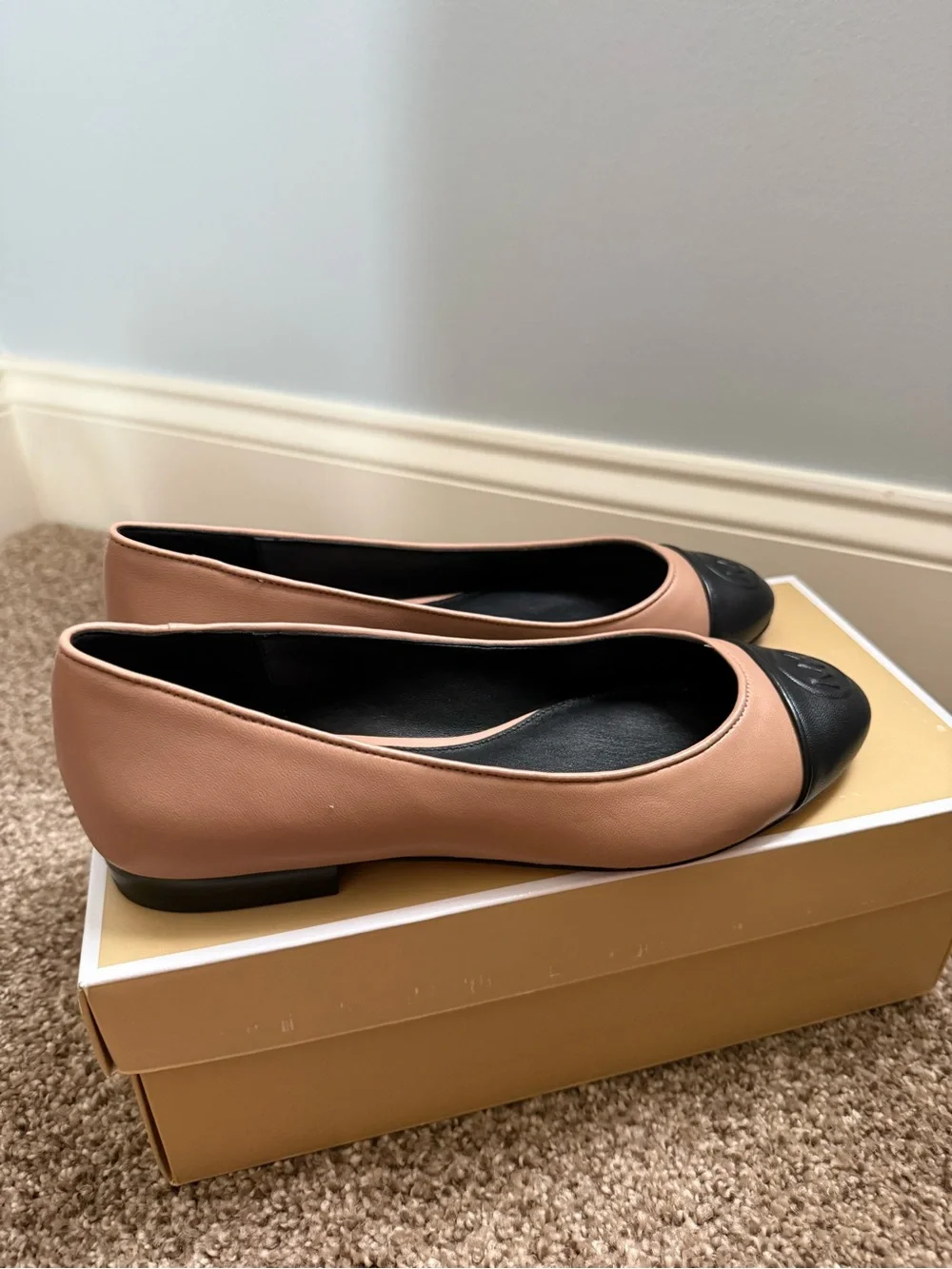 Michael Kors Two-Tone Ballet Flats in Toffee and Black